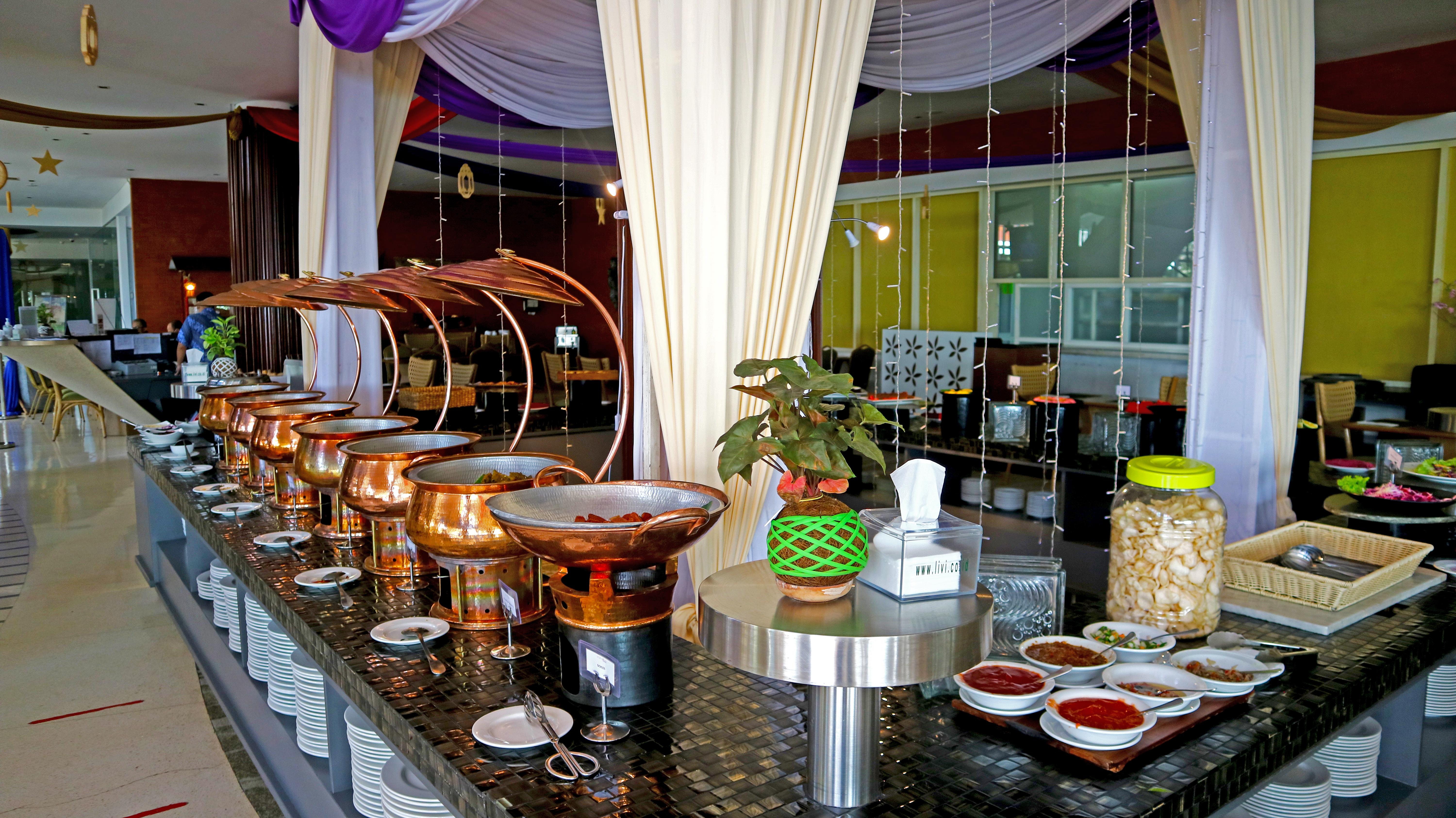 Amartahills Hotel And Resort Batu  Exterior photo