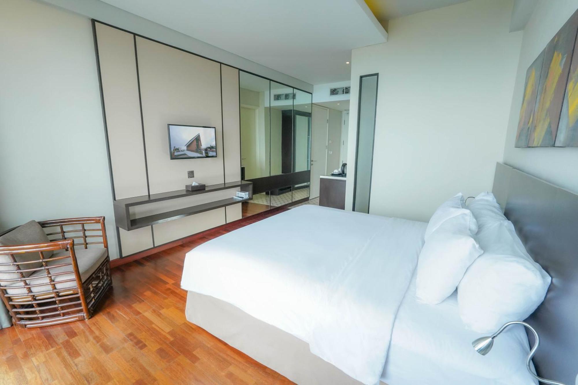 Amartahills Hotel And Resort Batu  Room photo