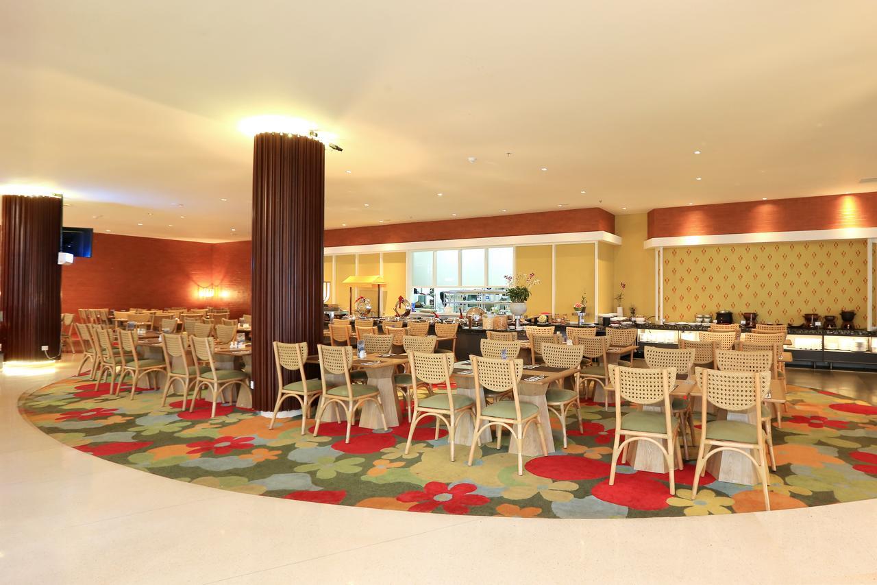 Amartahills Hotel And Resort Batu  Exterior photo